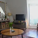 Charming Studio Close To Republique